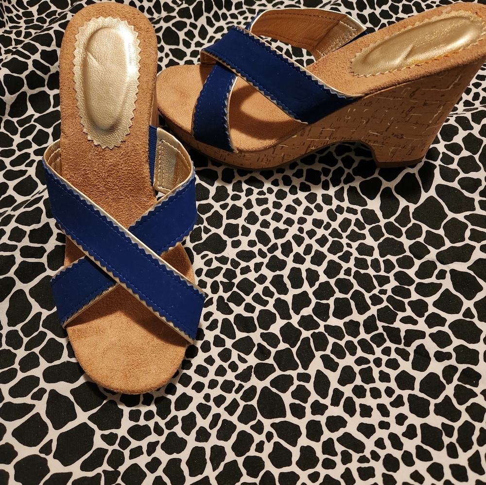 Women's shoes